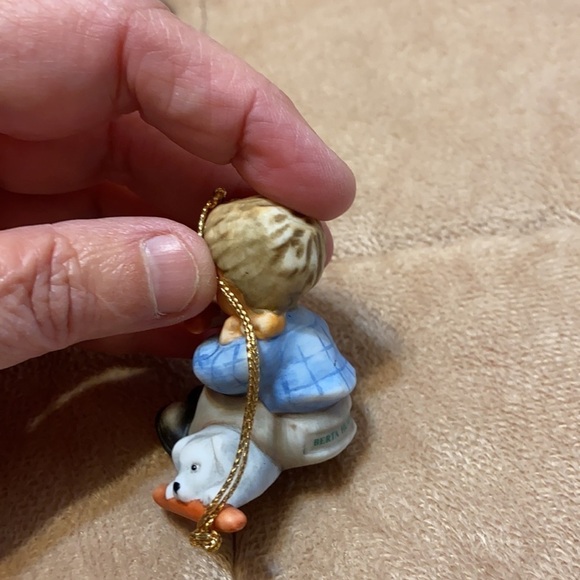 Studio Hummel Ornament Set of 3 Set 3 - Picture 12 of 14